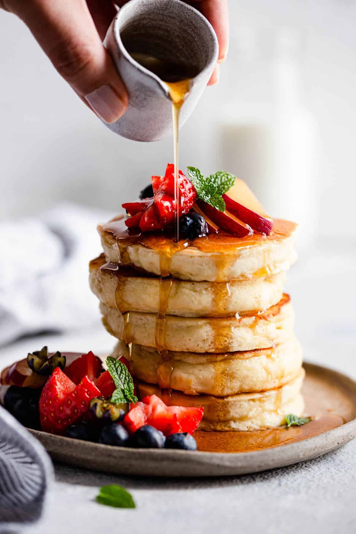 Classic-Fluffy-Pancakes-5